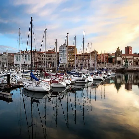 Ateneo & Playa - * Gijon