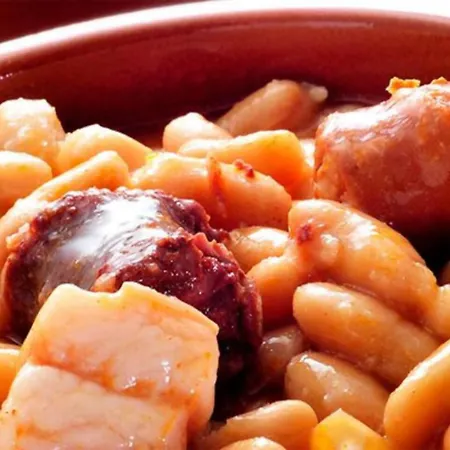 アパート Ateneo By Silastur ヒホン